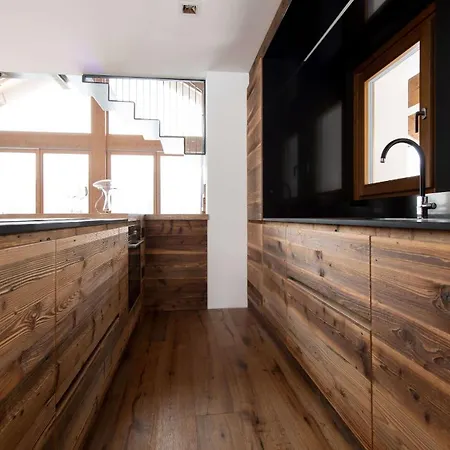 Abete - Attic With Private *