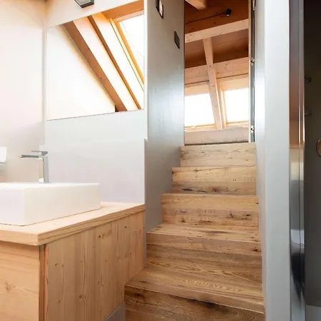 Abete - Attic With Private